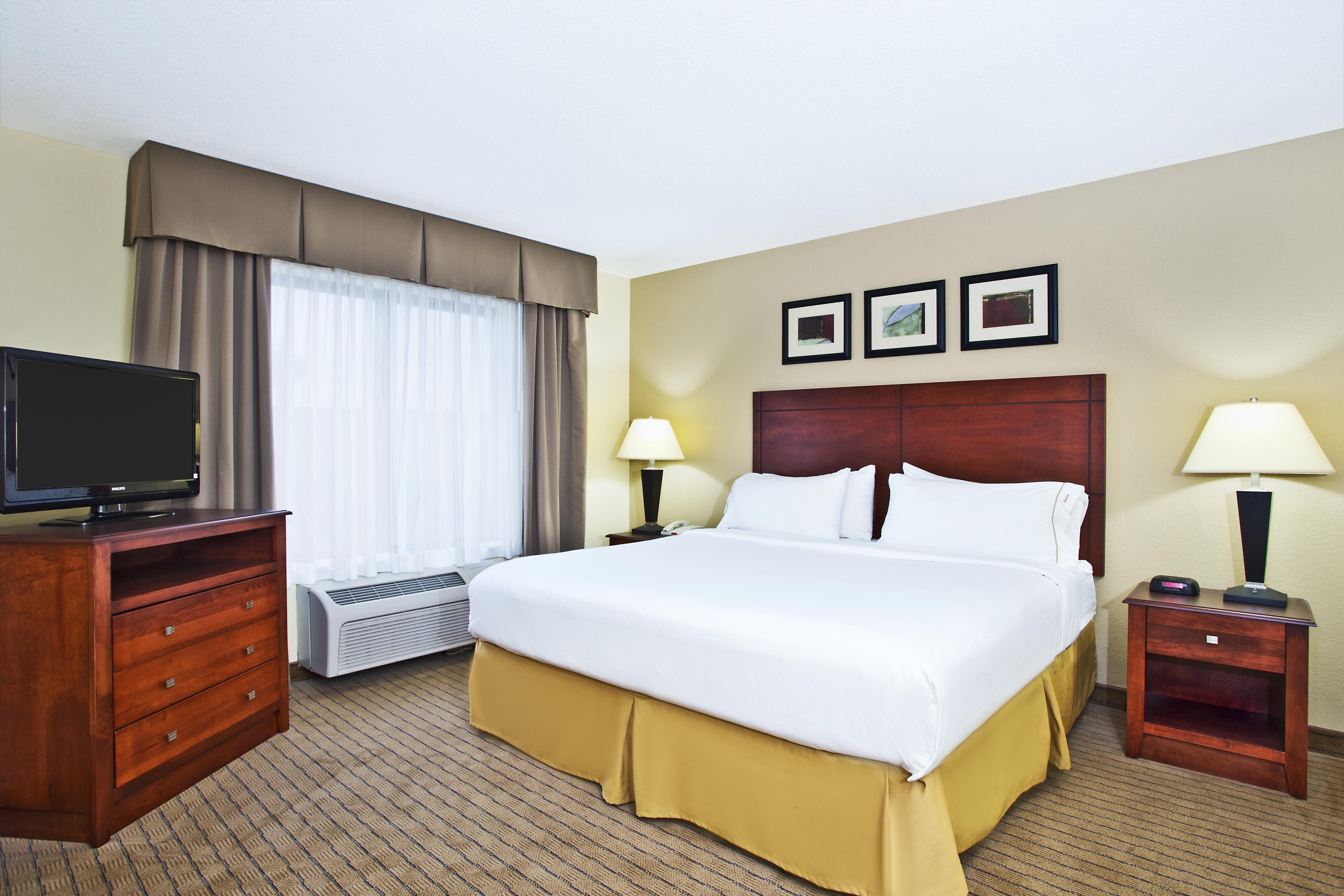 Holiday Inn Express Hotel & Suites East Lansing By Ihg Exterior photo